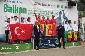 Pe echipe, la seniori feminin lotul României (Mădălina Florea, Ingrid Mutter, Denisa Dragomir, Maria Dragomir) a obținut medalia de aur