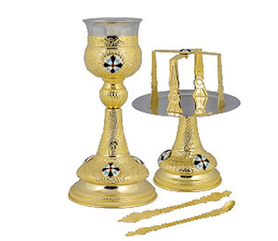 Ce sunt Sfintele Vase și care este rolul lor în cadrul Sfintei Liturghii?