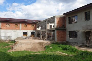 Au început lucrările pentru finalizarea grădiniței de la Colegiul „Mihai Eminescu” Suceava