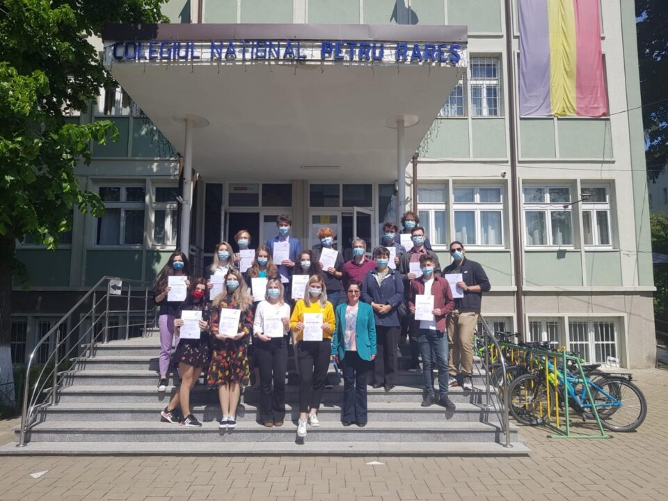 Acordarea Certificatelor de limbă germană DSD II, la Colegiul Național ,,Petru Rareș’’ Acordarea Certificatelor de limbă germană DSD II, la Colegiul Național ,,Petru Rareș’’