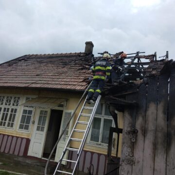 Incendiu cu final tragic, joi la prânz, în satul Capu Codrului, comuna Păltinoasa