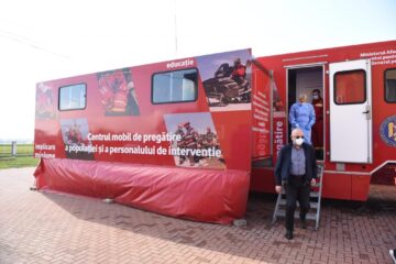 Caravana de vaccinare la Calafindesti