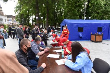 Caravana de vaccinare la Campulung Moldovenesc