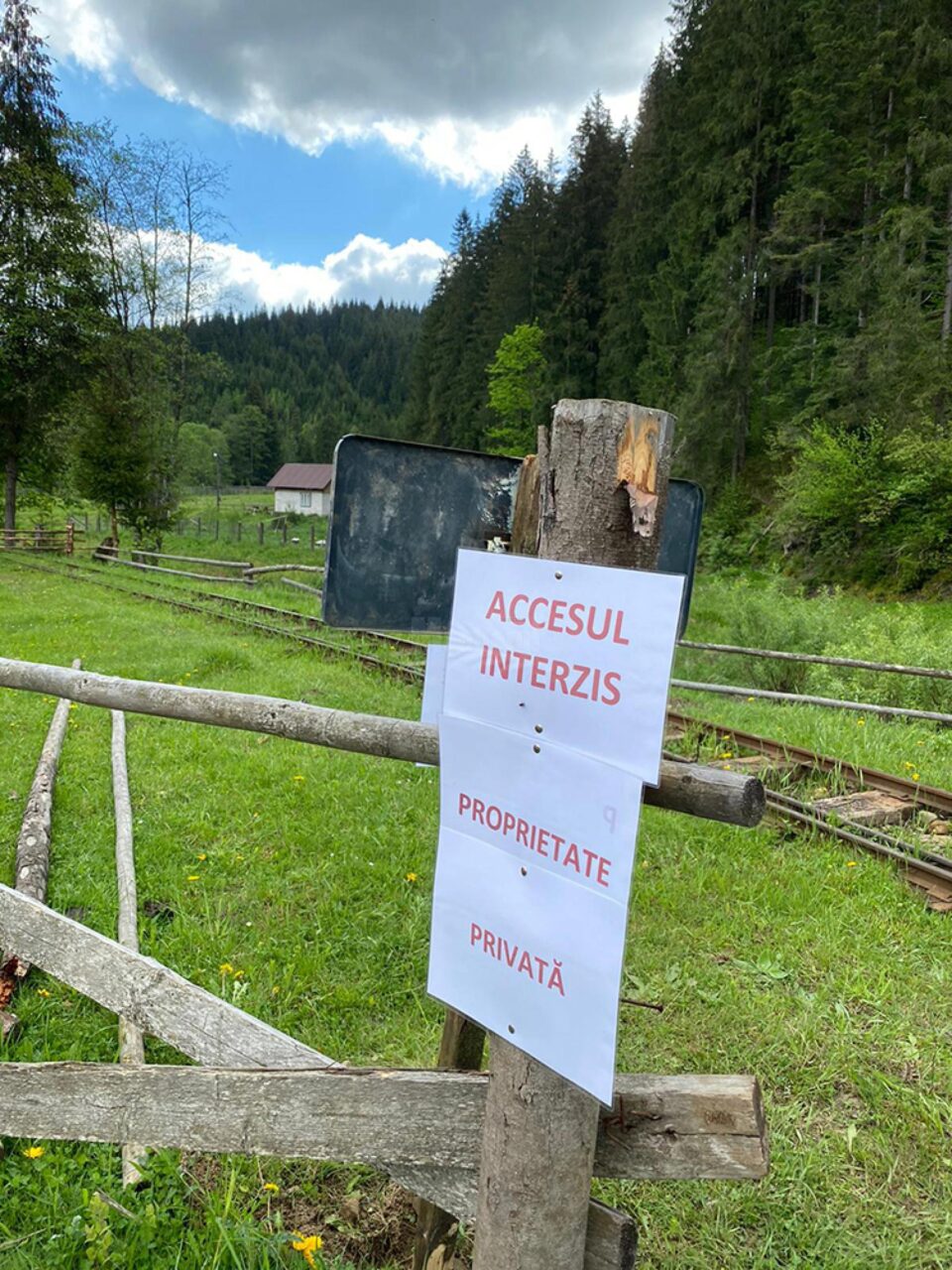Anunț proprietate privată