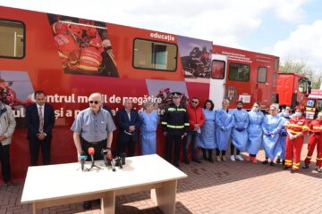 Caravana de vaccinare la Calafindești