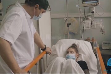 Studenta revenită din comă, Maria, și dr. Lucian Eva