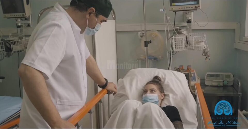 Studenta revenită din comă, Maria, și dr. Lucian Eva