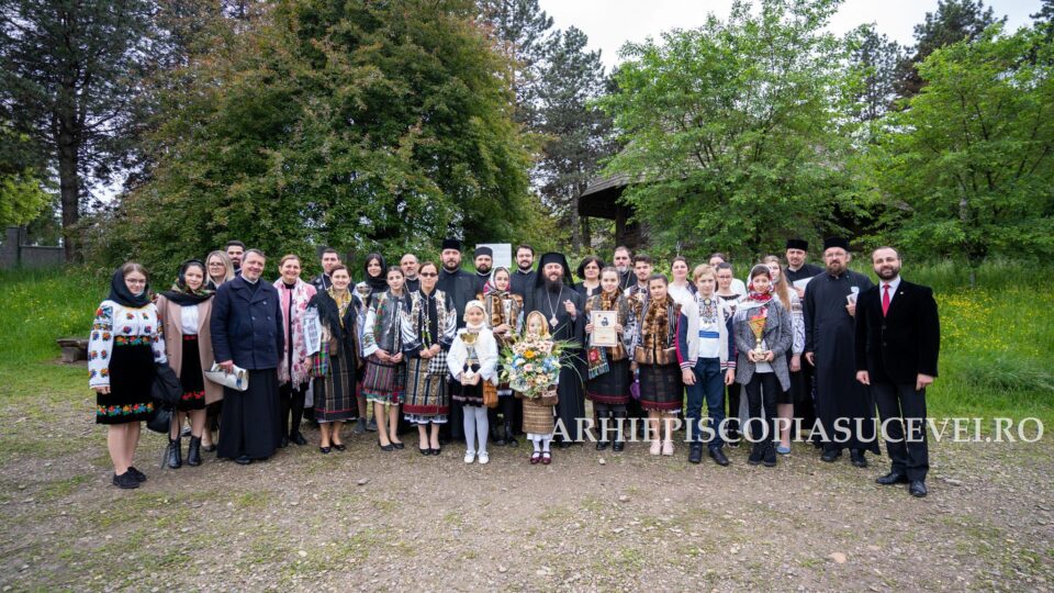S-au desemnat și premiat câștigătorii Concursului Național Catehetic „Biserica – familia românilor de pretutindeni”
