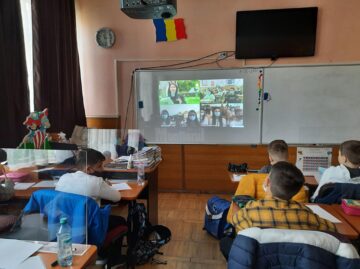 „Educație la înălțime”, lecții live, transmise cu drona
