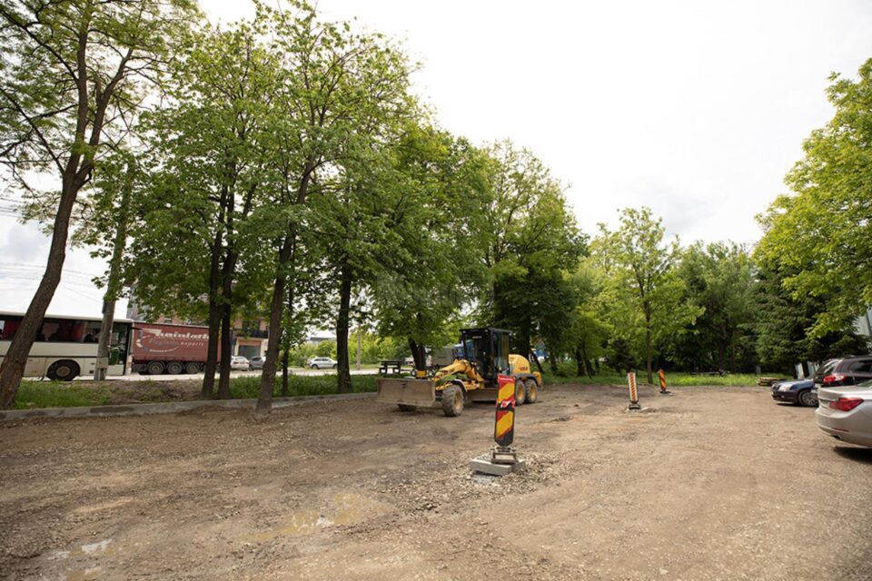 Parcare publică la Sala Sporturilor, aproape de noua zonă de agrement