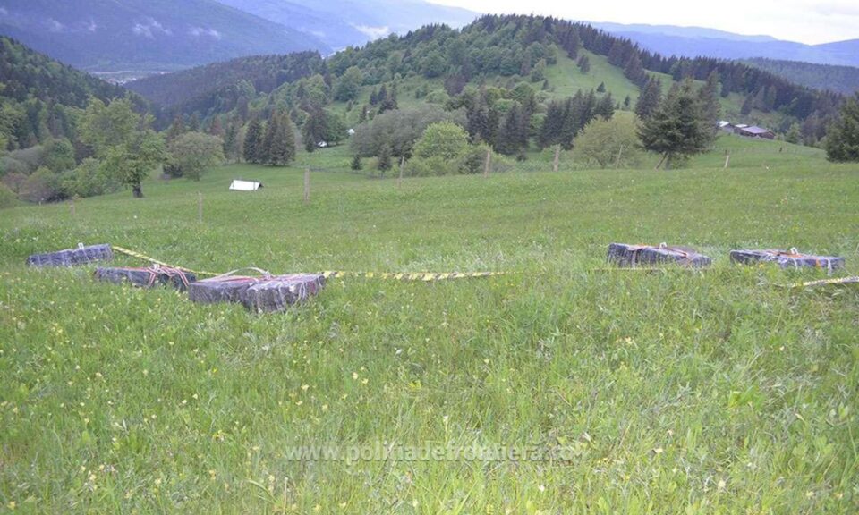 Țigări de contrabandă de aproape 40.000 de euro, capturate cu focuri de armă