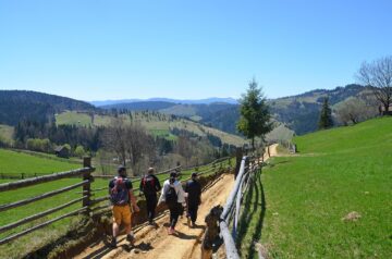Asociatia pentru Turism Bucovina va amenaja traseul pentru drumetie Via Huțulca