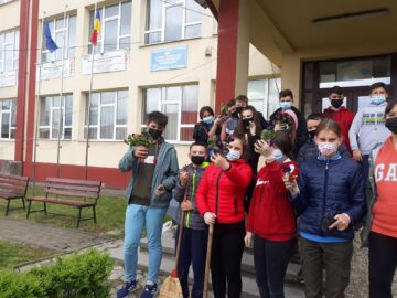 Activități de protejare a mediului înconjurător, la Liceul Tehnologic „Mihai Eminescu” Dumbrăveni