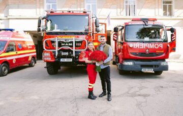 Paula, paramedic SMURD, cerută în căsătorie de „victima” unui accident, chiar de ziua ei