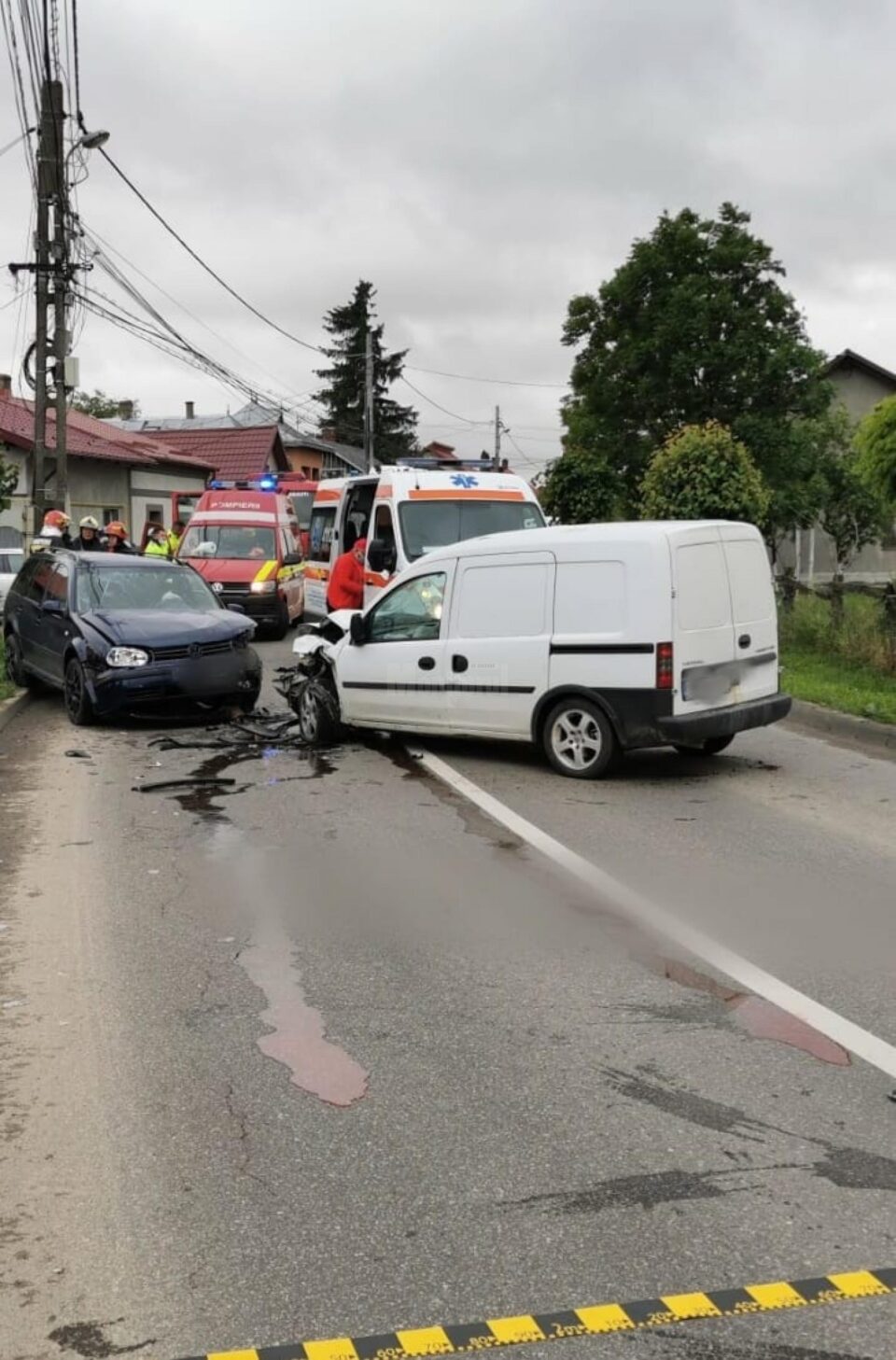 Accident pe o stradă din Rădăuți, luni după-amiază