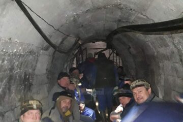 În martie, minerii s-au blocat în subteran