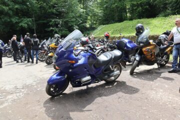 Paradă moto la Gura Humorului, organizată de Asociația Ruskie Motoțiclistî