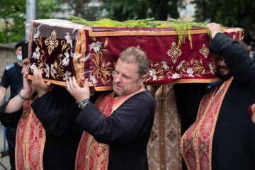 Moaștele Sfântului Ioan cel Nou vor fi scoase din biserică în dimineața zilei de 22 iunie