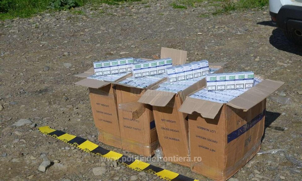 Aproape 10.000 de pachete de țigări de contrabandă, confiscate în doar cinci minute