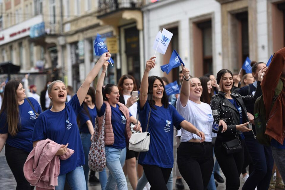 Marșul Absolvenților USV 2021 prin municipiul Suceava