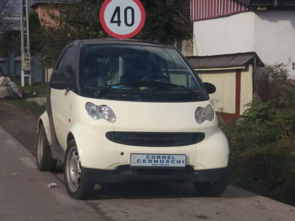 Mașina lui Cornel Cernoschi