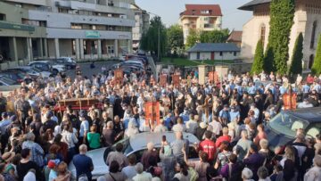 Impresionantă procesiune religioasă, cu moaștele Sf. Ioan cel Nou și mii de participanți, pe străzile Sucevei