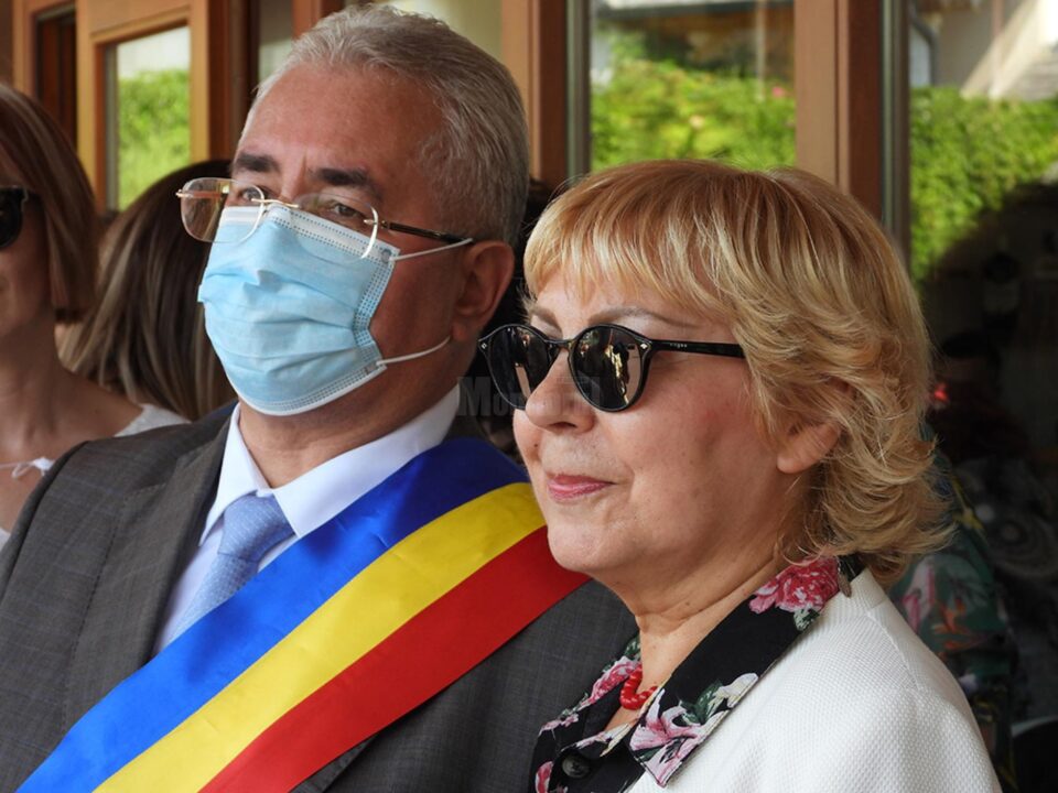 Elena-Brândușa Steiciuc a primit diploma de Cetățean de Onoare al Sucevei