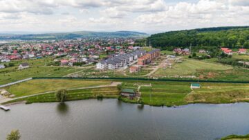 Complexul ”La Stejari Residence”