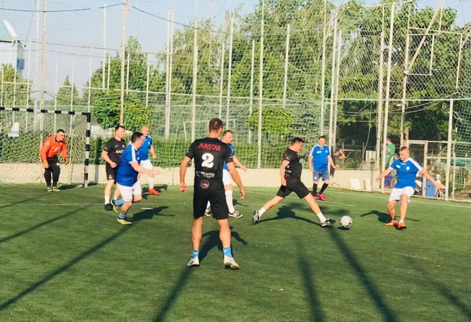 Meciurile din campionatul de old-boys se joaca la Civica Sport Center