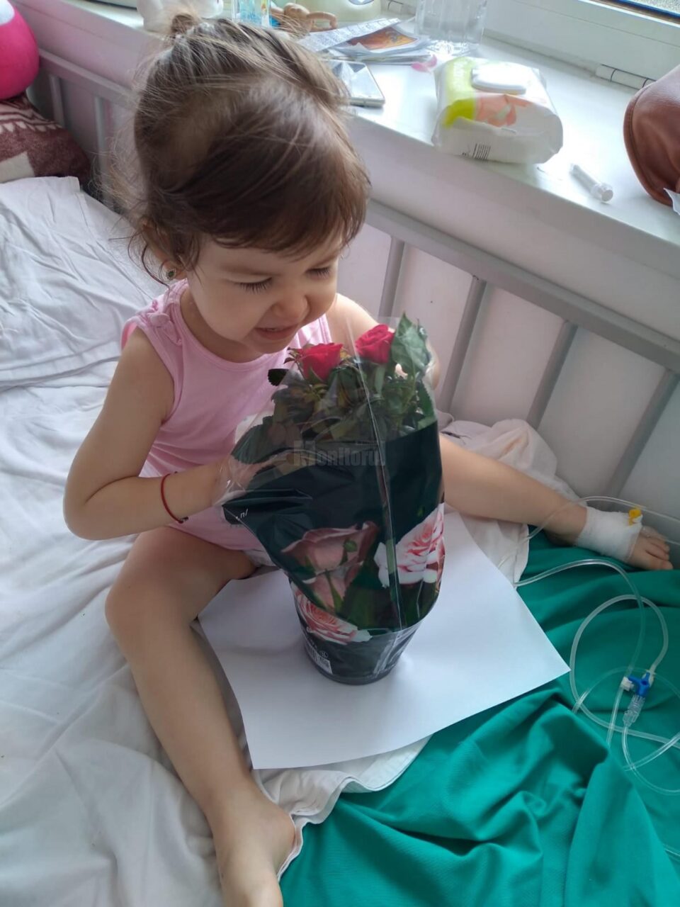 Campanie umanitară pentru salvarea unei fetițe diagnosticată cu o formă gravă de leucemie