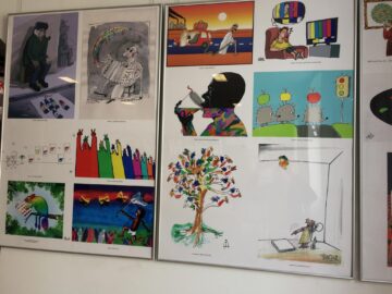 Expoziția Internațională de Grafică Satirică „Bucovina”, vernisată, vineri, la Muzeul de Istorie Suceava