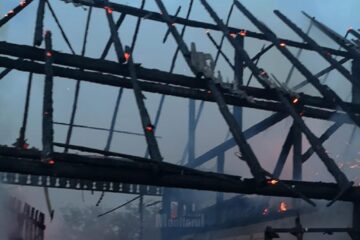 Dezastrul rămas după incendiu