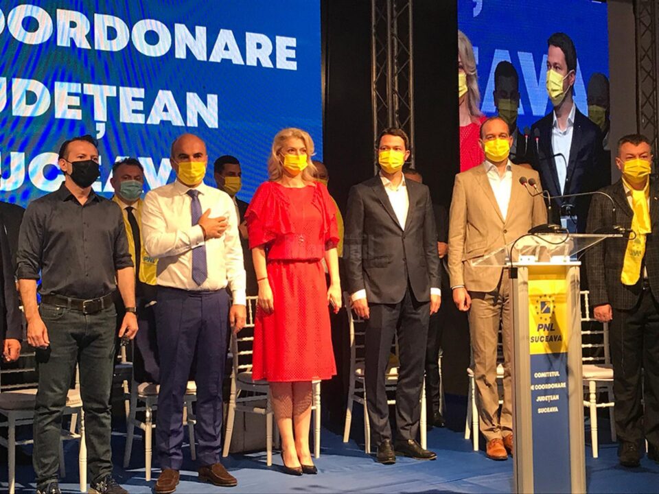 Mai mulți miniștri și lideri liberali de la nivel central au participat la alegerile din PNL Suceava