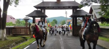 Câteva mii de pelerini au participat la comemorarea voievodului Ștefan cel Mare, la Mănăstirea Putna