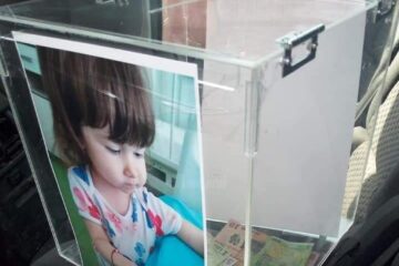 Aproape 90.000 de euro s-au adunat pentru Daria, fetița din Fălticeni care suferă de o formă gravă de leucemie