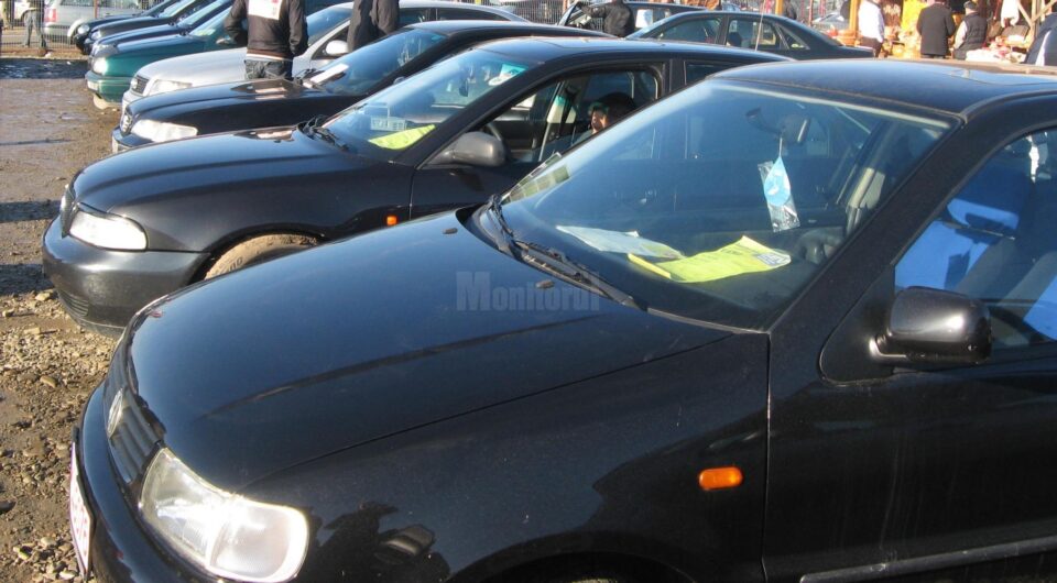 Un individ care a comis o fraudă uriașă prin intermediul mai multor tranzacții cu mașini second-hand aduse din străinătate a fost trimis în judecată Un individ care a comis o fraudă uriașă prin intermediul mai multor tranzacții cu mașini second-hand aduse din străinătate a fost trimis în judecată