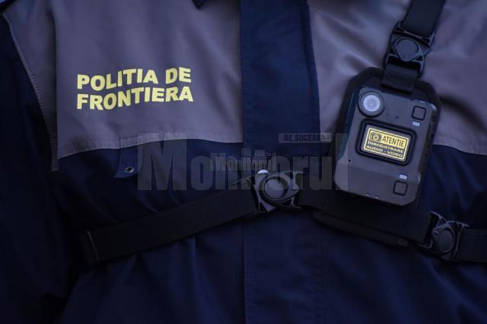 Polițiștii de frontieră de la Brodina au descoperit aproape 7.000 de pachete de țigări ascunse Polițiștii de frontieră de la Brodina au descoperit aproape 7.000 de pachete de țigări ascunse