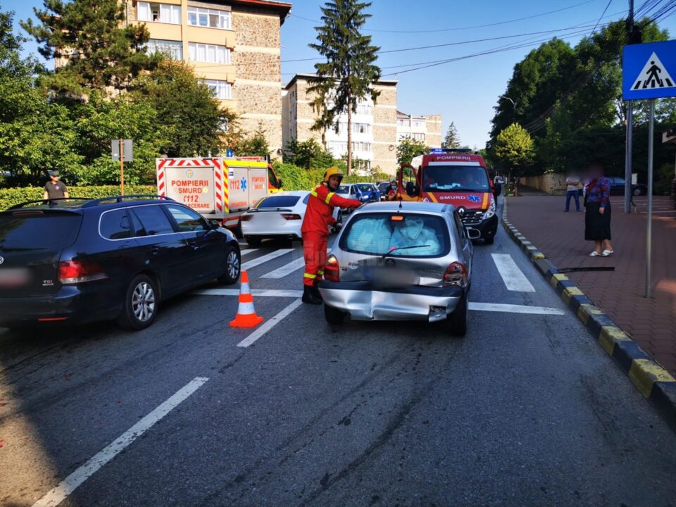 Carambol cu trei mașini implicate în zona Balada