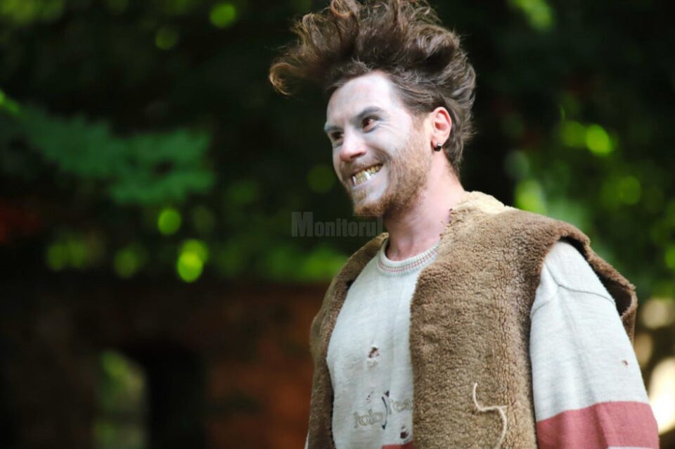 Spectacol de teatru cu intrare liberă, duminică, la Hanul Domnesc Suceava
