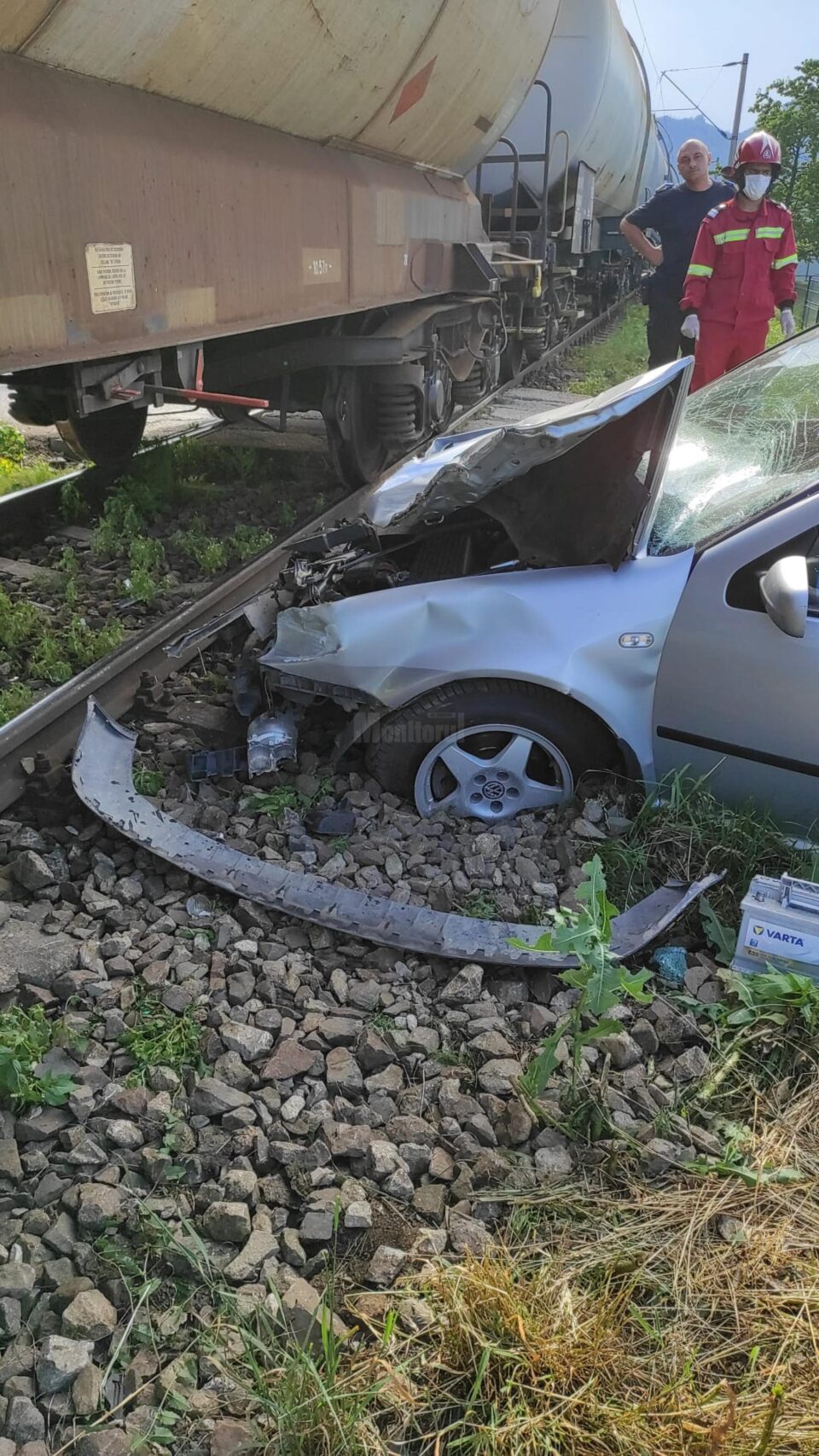 masina lovita tren