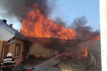 Trei femei, cu atac de panică după un incendiu violent