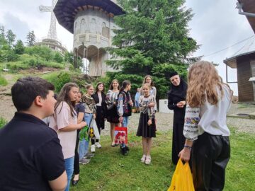 Școala de vară „Re-creație la altitudine”, ediția a III-a, la Poiana Stampei