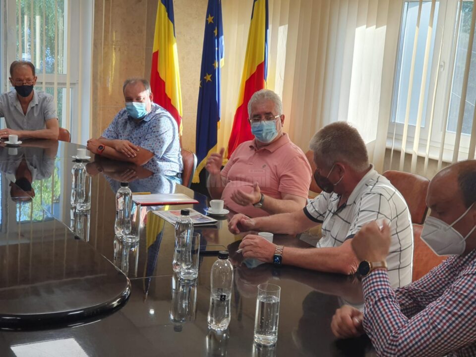 Discuții privind termoficarea Sucevei, purtate de primarul Ion Lungu cu reprezentanții societăților Bioenergy și Thermonet