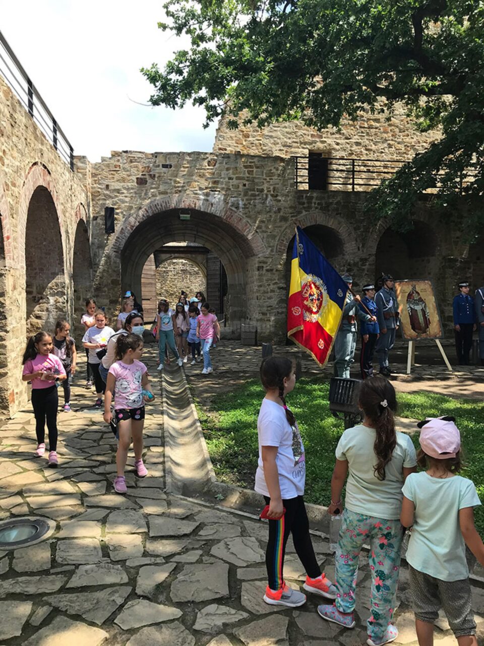 Cinstire a voievodului Ștefan cel Mare și Sfânt făcută de preoții pensionari din Protopopiatul Fălticeni