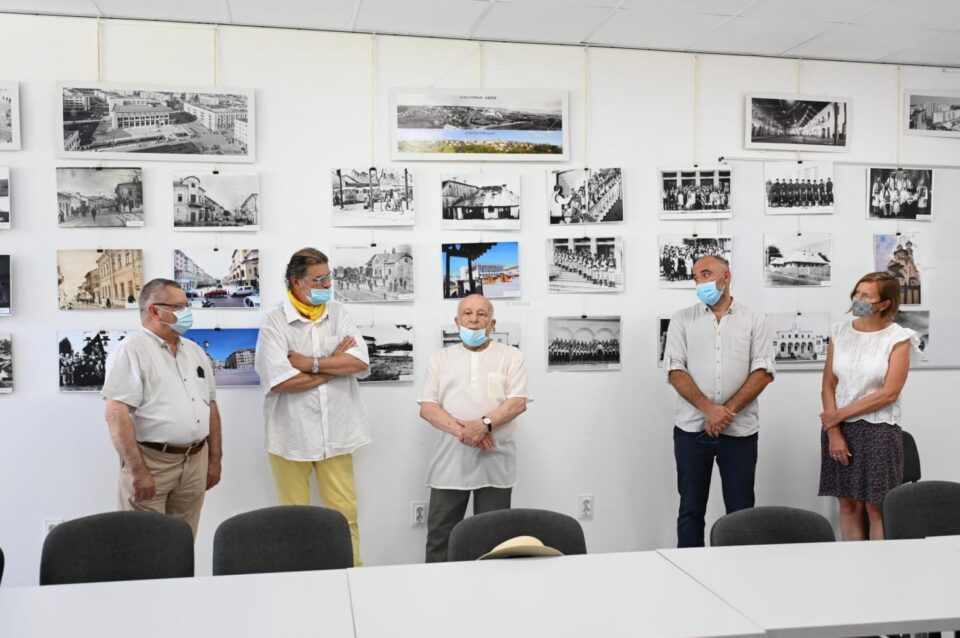 Expoziție de fotografie „Suceava atunci și acum”, la Institutul Bucovina Suceava Foto ArTiStul