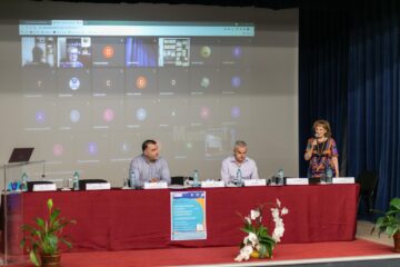 Manifest Matei Vișniec, la conferința Bibliotecii USV: În absența lecturii, „societatea construiește mutanți umani, sclavi ai industriei de divertisment”. Foto Ema Motrescu