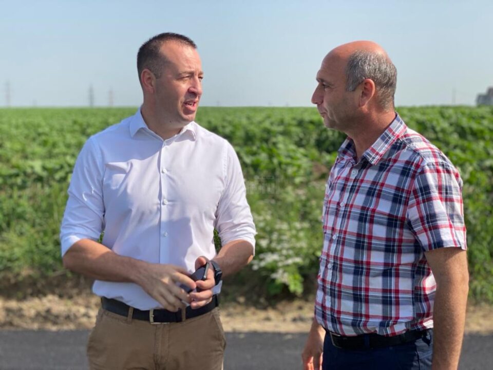 Strada Pimen Suceveanul - legătura între municipiul Suceava și satul Lisaura, modernizată în totalitate