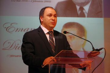 Mihai Dimian, prorectorul USV, va deveni din luna iulie cetățean de onoare al Sucevei
