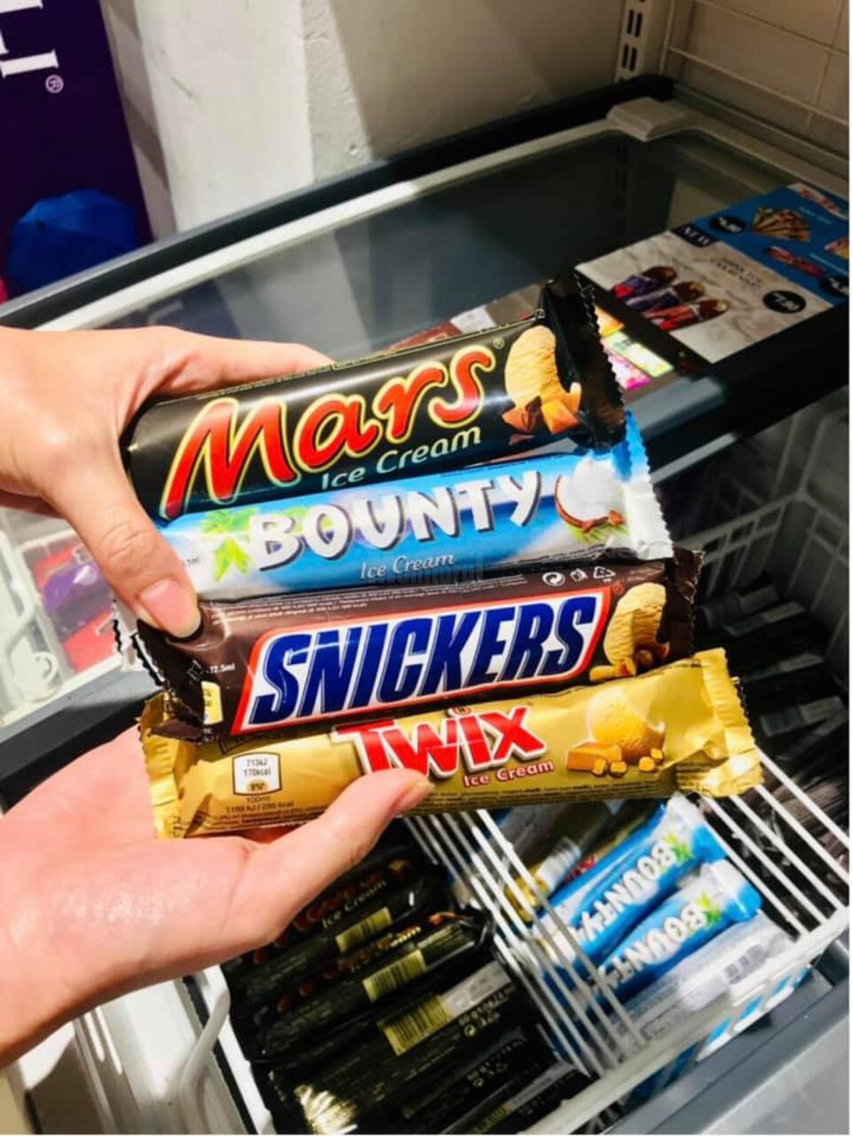 Înghețate din gama Mars, retrase din peste 50 de supermarketuri din județ Foto Alin Opincaru Înghețate din gama Mars, retrase din peste 50 de supermarketuri din județ Foto Alin Opincaru