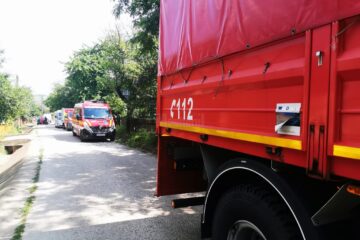 Pompierii militari au scos cadavrul din râul Siret